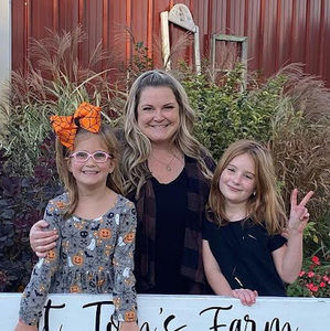 Meet your Posher, Ellen